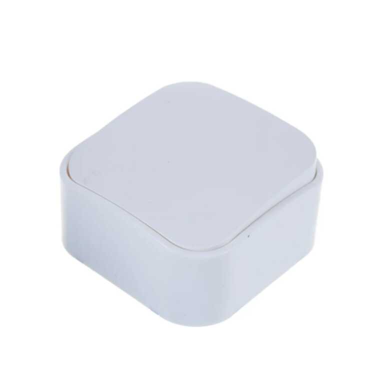 Выключатель 1кл о/у белый IP20 Quteo Legrand